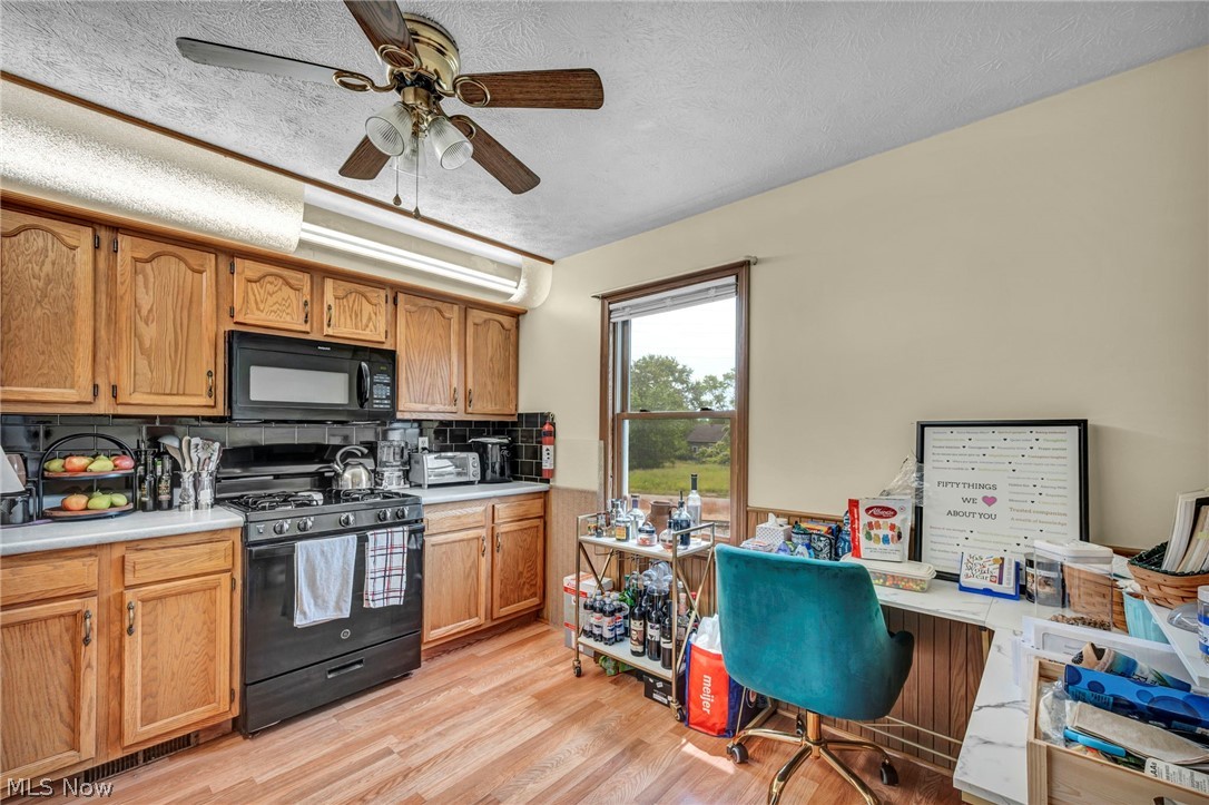1202 Lawrence Road Northeast Canton, OH 44705 - Photo 12 of 16