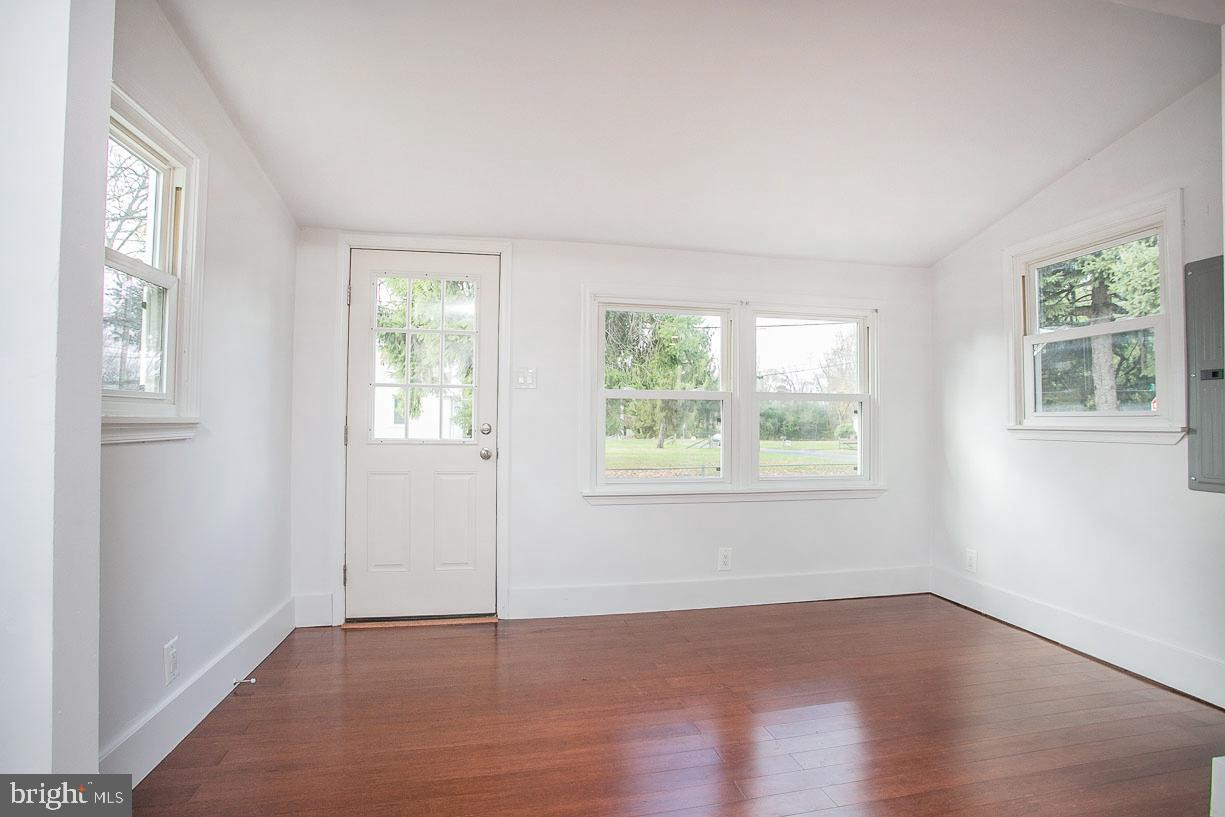 241 Edison Furlong Road Doylestown, PA 18901 - Photo 11 of 23