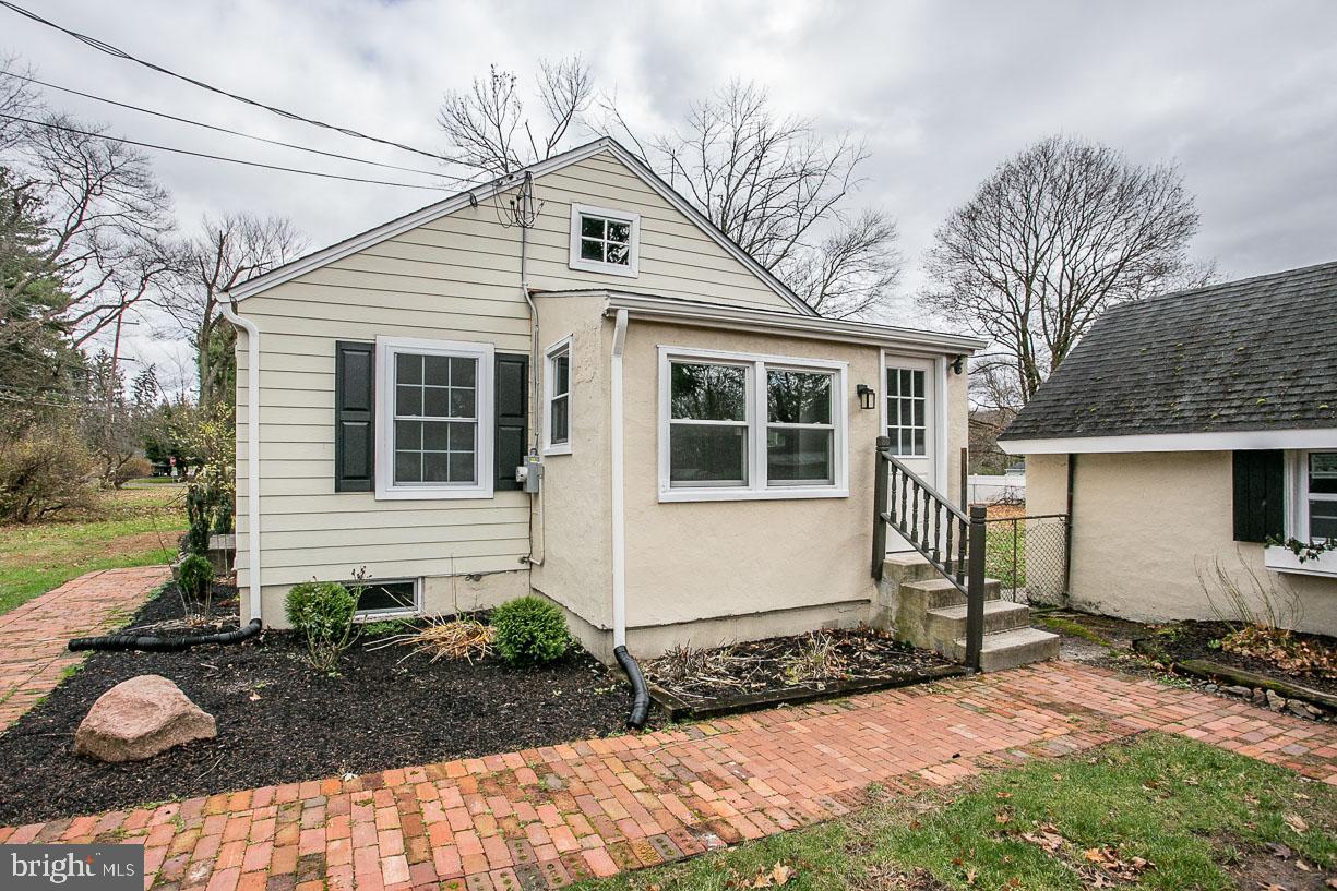 241 Edison Furlong Road Doylestown, PA 18901 - Photo 4 of 23