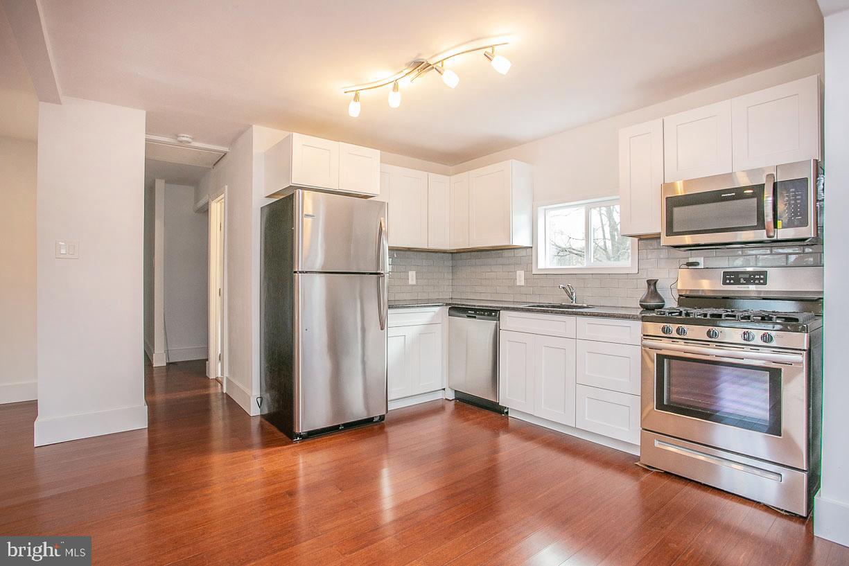 241 Edison Furlong Road Doylestown, PA 18901 - Photo 5 of 23