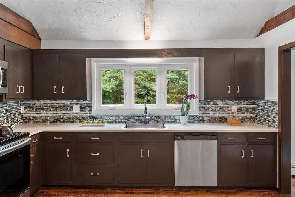 15 Abbot Lane Harvard, MA 01451 - Photo 14 of 32