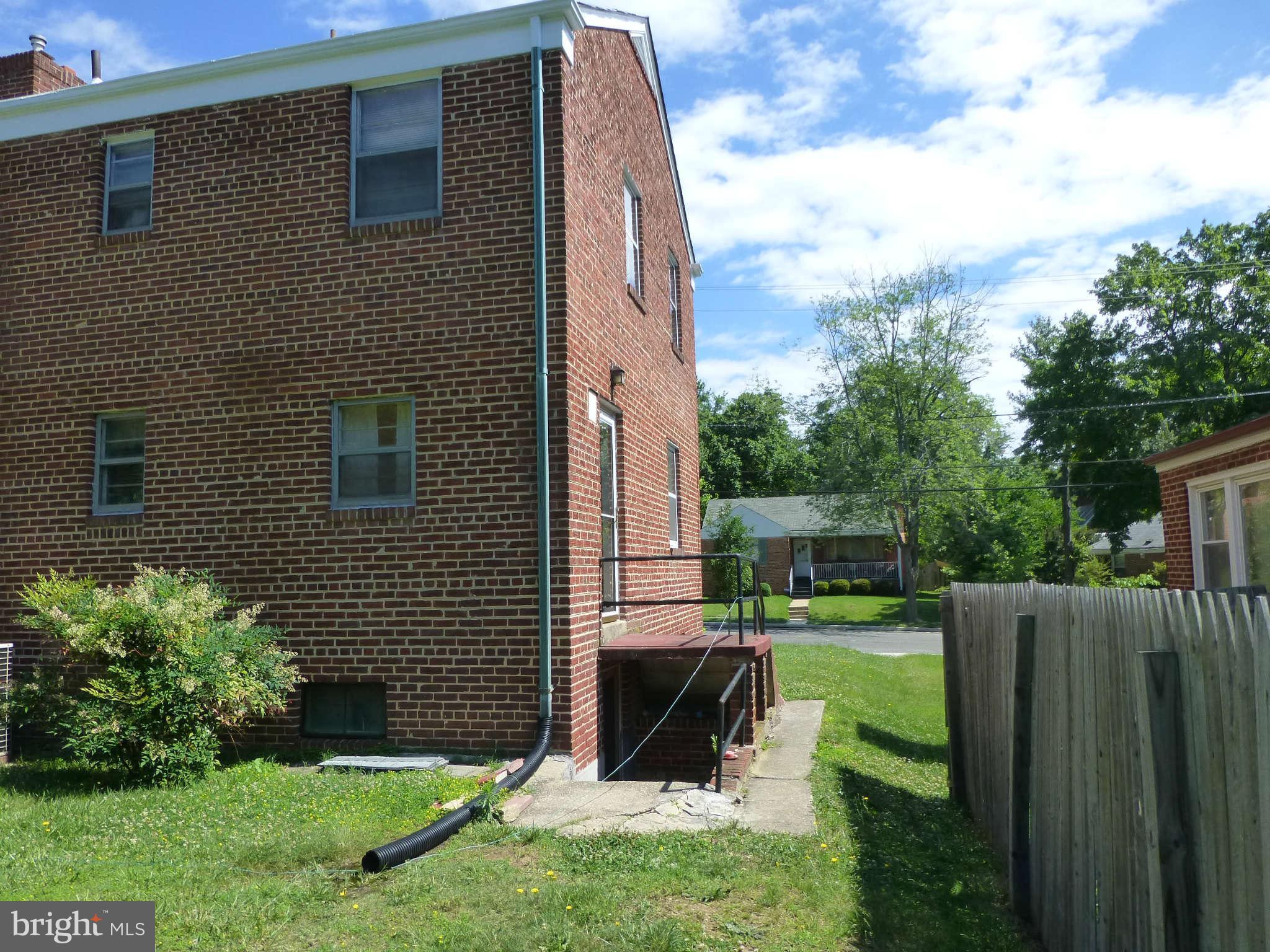 5619 Greenleaf Road Cheverly, MD 20743 - Photo 4 of 24 Exterior (General)