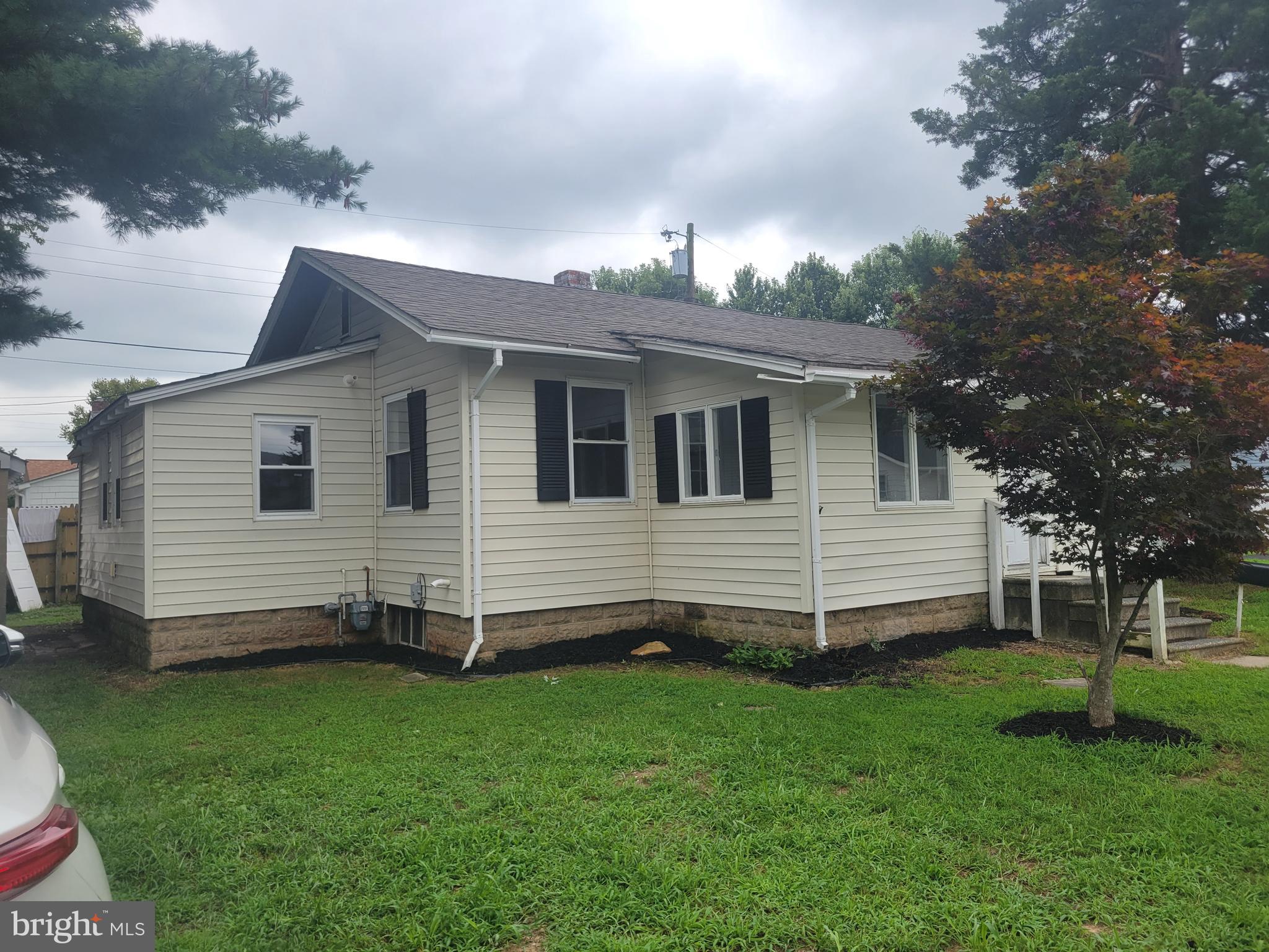 239 E Street Carneys Point, NJ 08069 - Photo 3 of 13 Gallery Image 3
