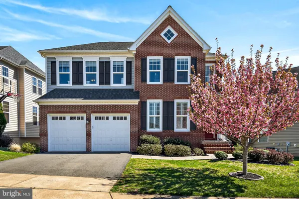 $1,195,000 | 42308 Guildhall Drive, Ashburn, VA 20148