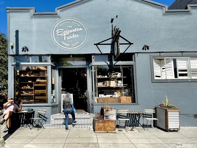 a view of a outdoor space with mountain view