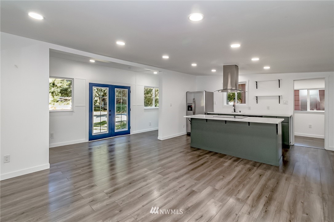 1518 East Roy Road Freeland, WA 98249 - Photo 11 of 37