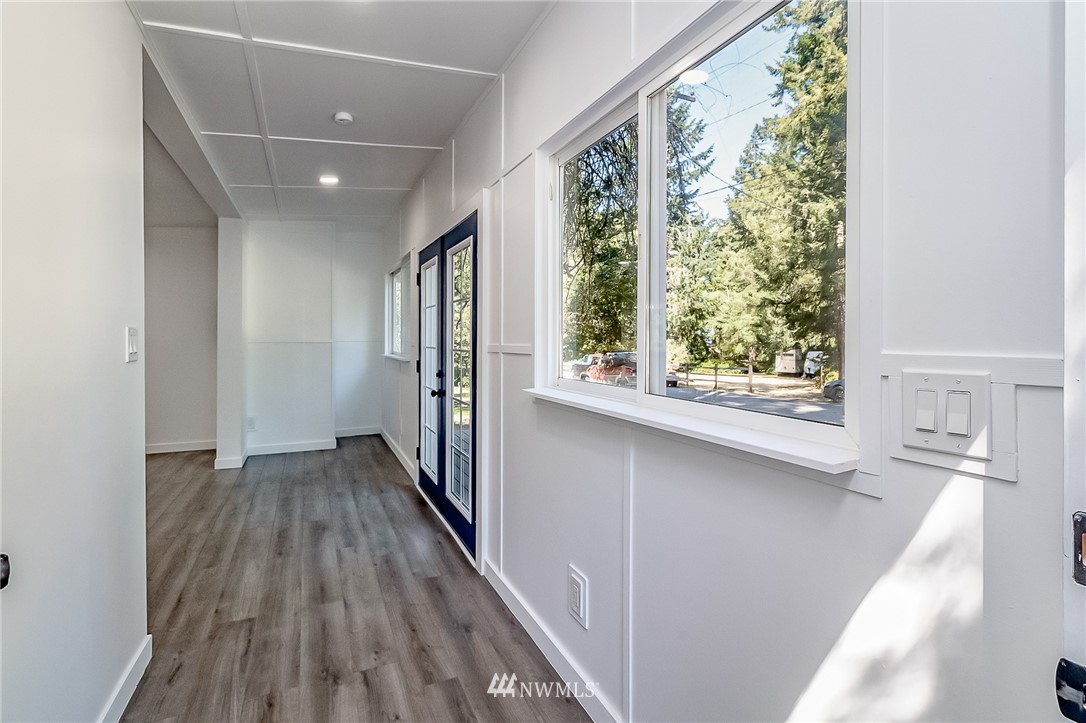 1518 East Roy Road Freeland, WA 98249 - Photo 5 of 37