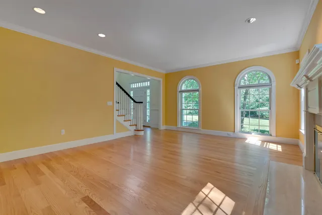 $1,900,000 | 30 Squier Drive, North Hampton, NH 03862