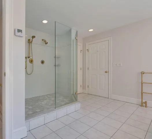 $1,900,000 | 30 Squier Drive, North Hampton, NH 03862