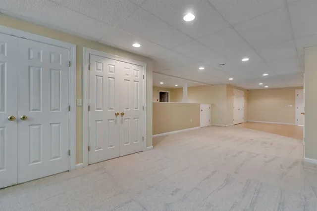 $1,900,000 | 30 Squier Drive, North Hampton, NH 03862