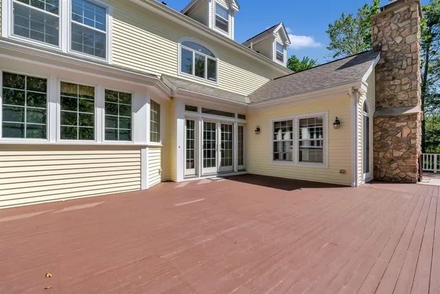 $1,900,000 | 30 Squier Drive, North Hampton, NH 03862