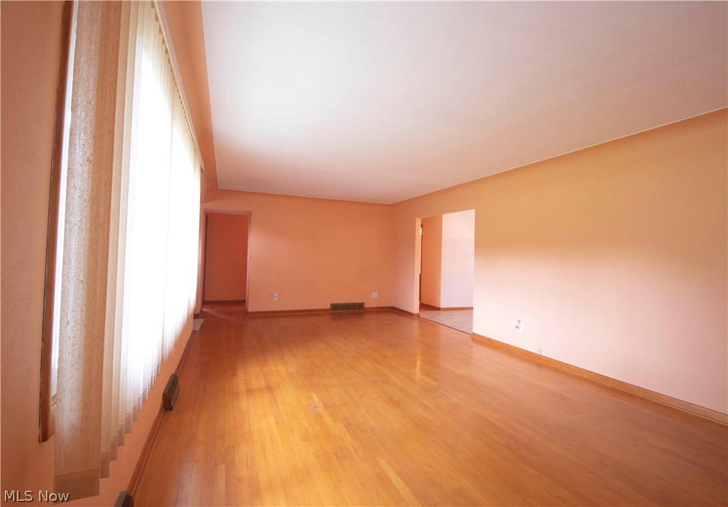 10640 Lagrange Road Elyria, OH 44035 - Photo 16 of 32 Gallery Image 16