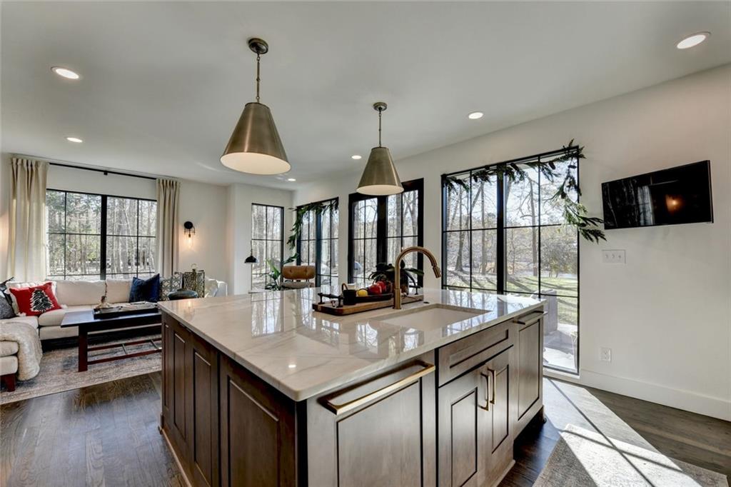 1789 Riverside Road Roswell, GA 30076 - Photo 17 of 65