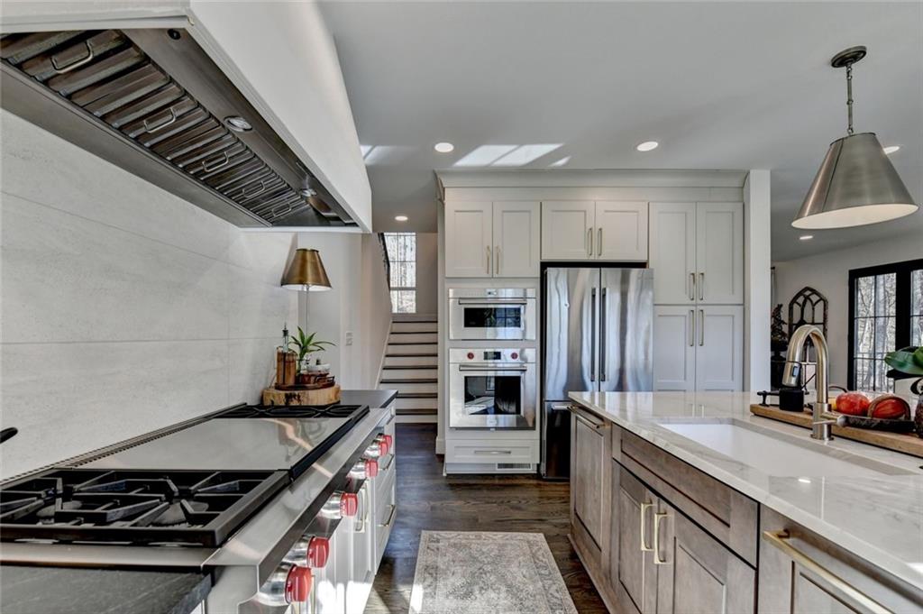 1789 Riverside Road Roswell, GA 30076 - Photo 18 of 65