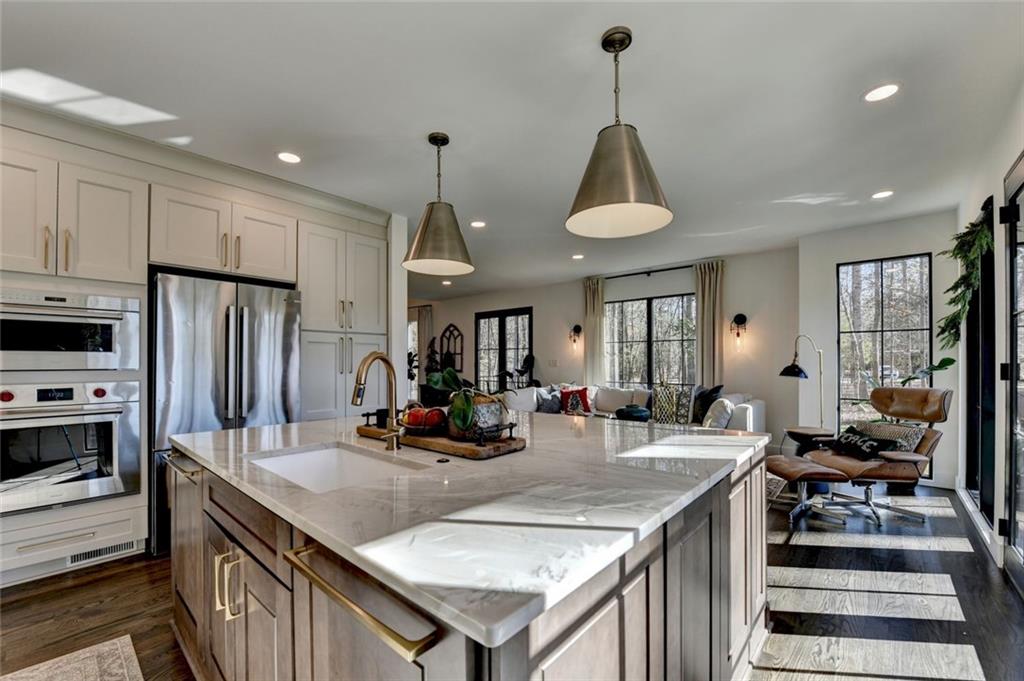 1789 Riverside Road Roswell, GA 30076 - Photo 19 of 65