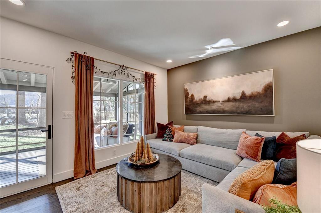 1789 Riverside Road Roswell, GA 30076 - Photo 23 of 65