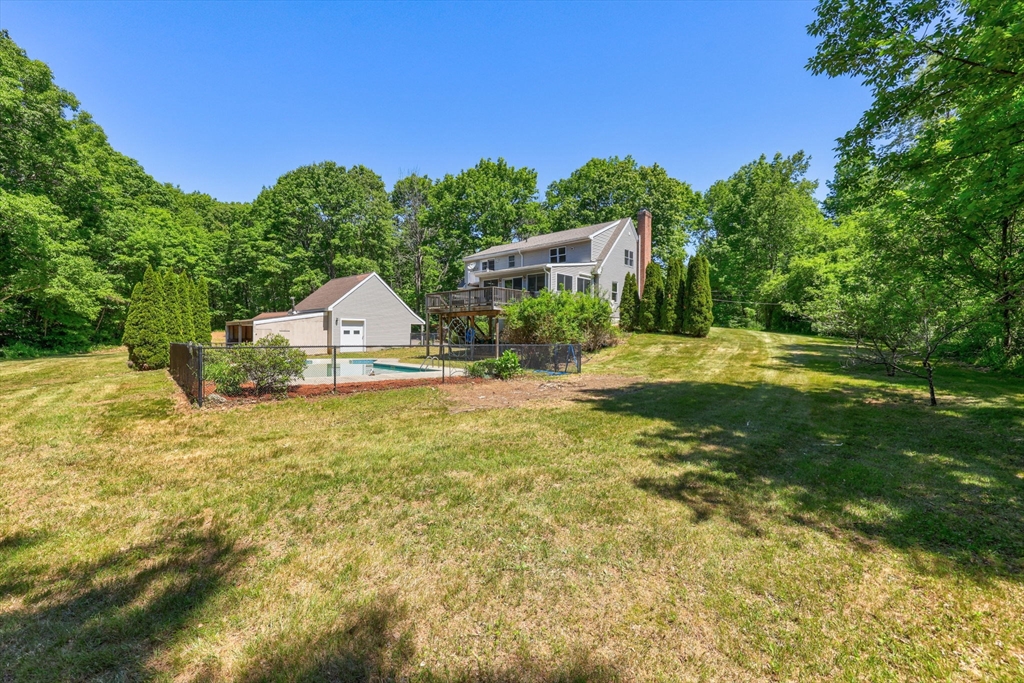 27 Davis Street Rutland, MA 01543 - Photo 11 of 39