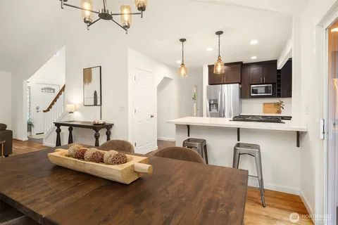 $1,750,000 | 9004 Northeast 170th Street, Kenmore, WA 98028