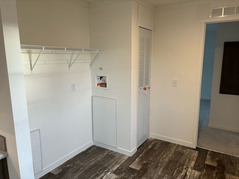 557 Southwest Cutoff, Unit 90 Worcester, MA 01607 - Photo 6 of 12 a view of small space