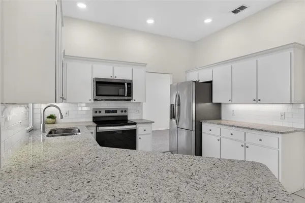 $375,000 | 131 Ruby Lake Drive, Winter Haven, FL 33884