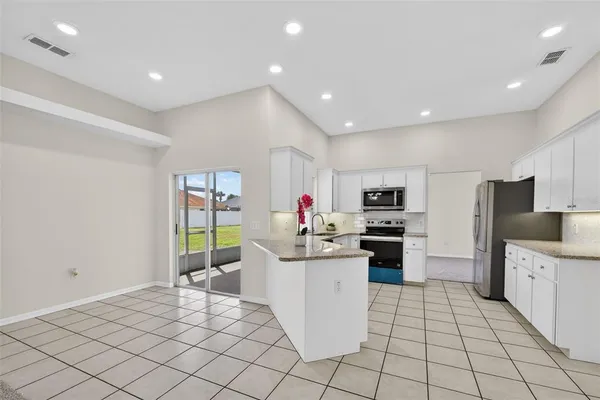 $375,000 | 131 Ruby Lake Drive, Winter Haven, FL 33884