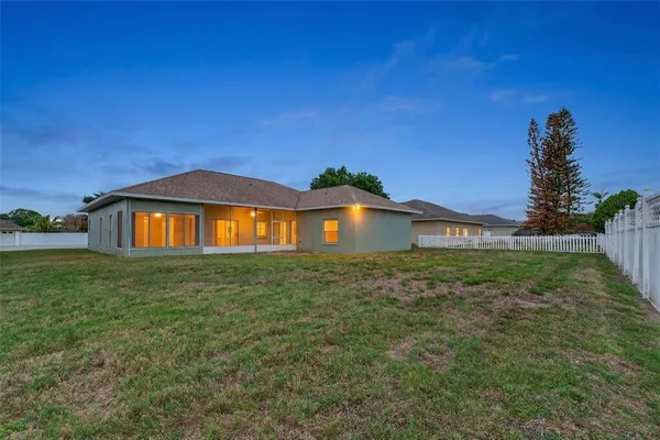 $375,000 | 131 Ruby Lake Drive, Winter Haven, FL 33884