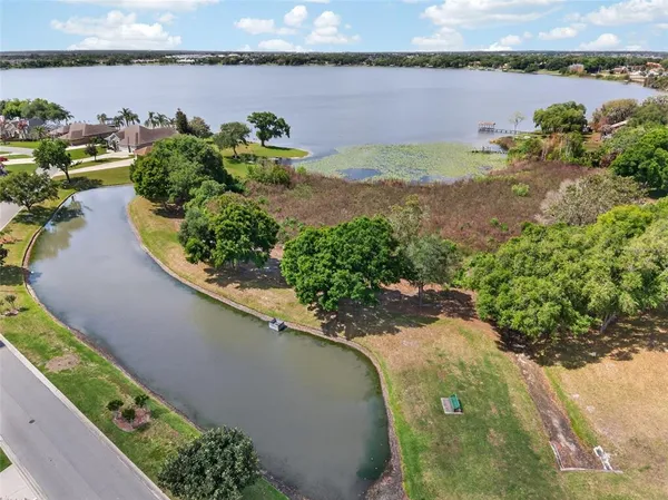 $375,000 | 131 Ruby Lake Drive, Winter Haven, FL 33884