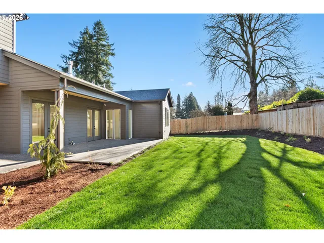 $1,499,950 | 19319 River Road, Milwaukie, OR 97267
