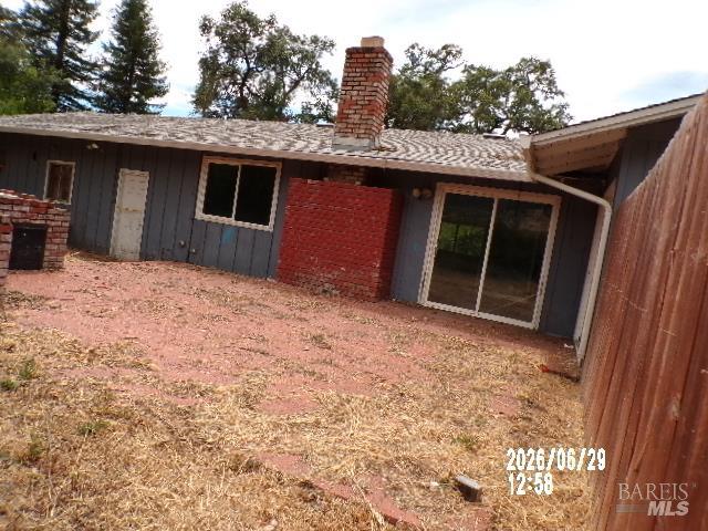 2621 Redemeyer Road Ukiah, CA 95482 - Photo 2 of 13