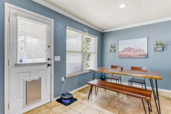 $2,250 | 7233 Crestone Road, Austin, TX 78744