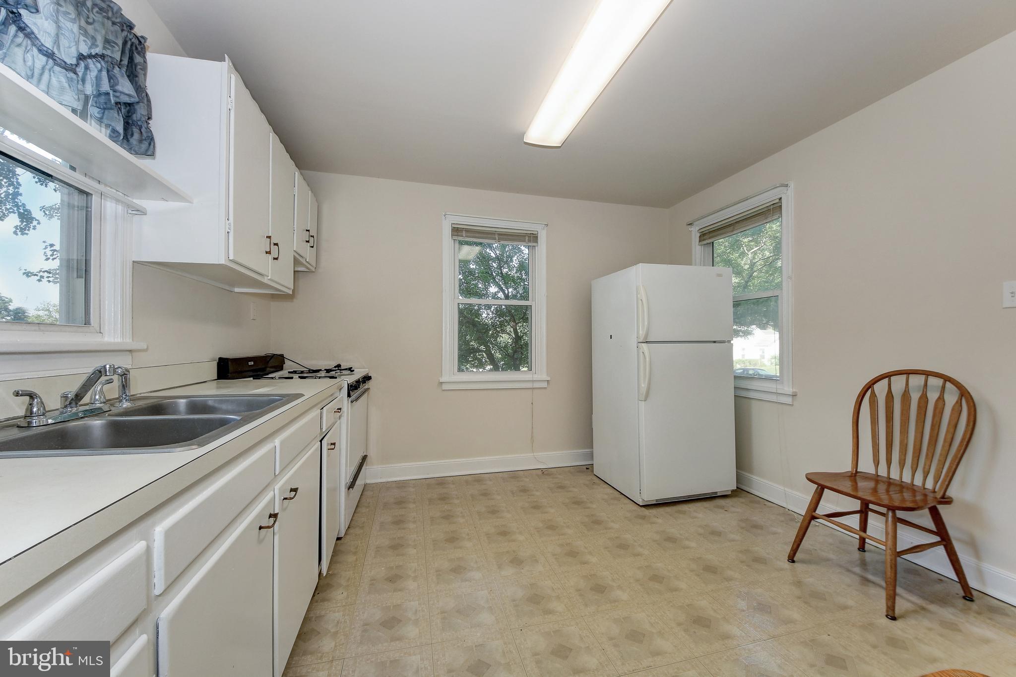 2716 Terrapin Road Silver Spring, MD 20906 - Photo 8 of 25