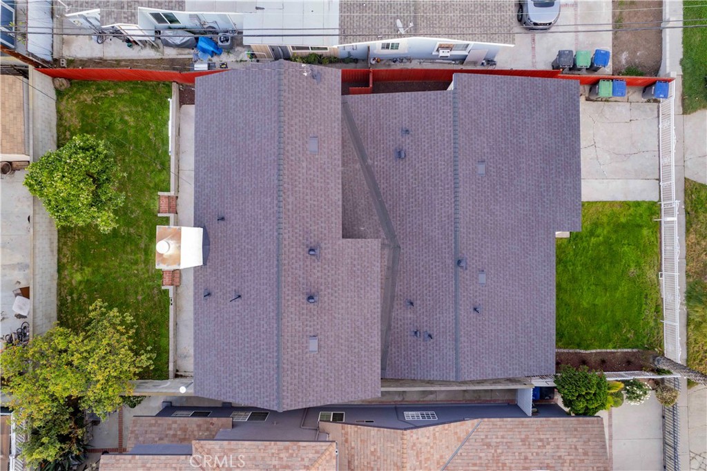 143 West 234th Place Carson, CA 90745 - Photo 5 of 46 a view of a house with a space