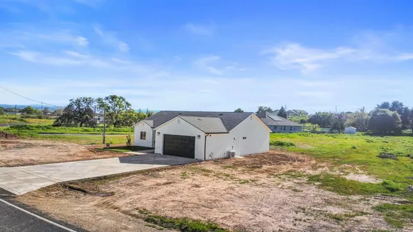 $565,000 | 1986 Village Drive, Ione, CA 95640