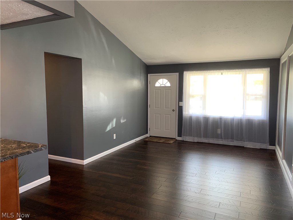 4117 Knickerbocker Road Sheffield Lake, OH 44054 - Photo 11 of 35 Gallery Image 11
