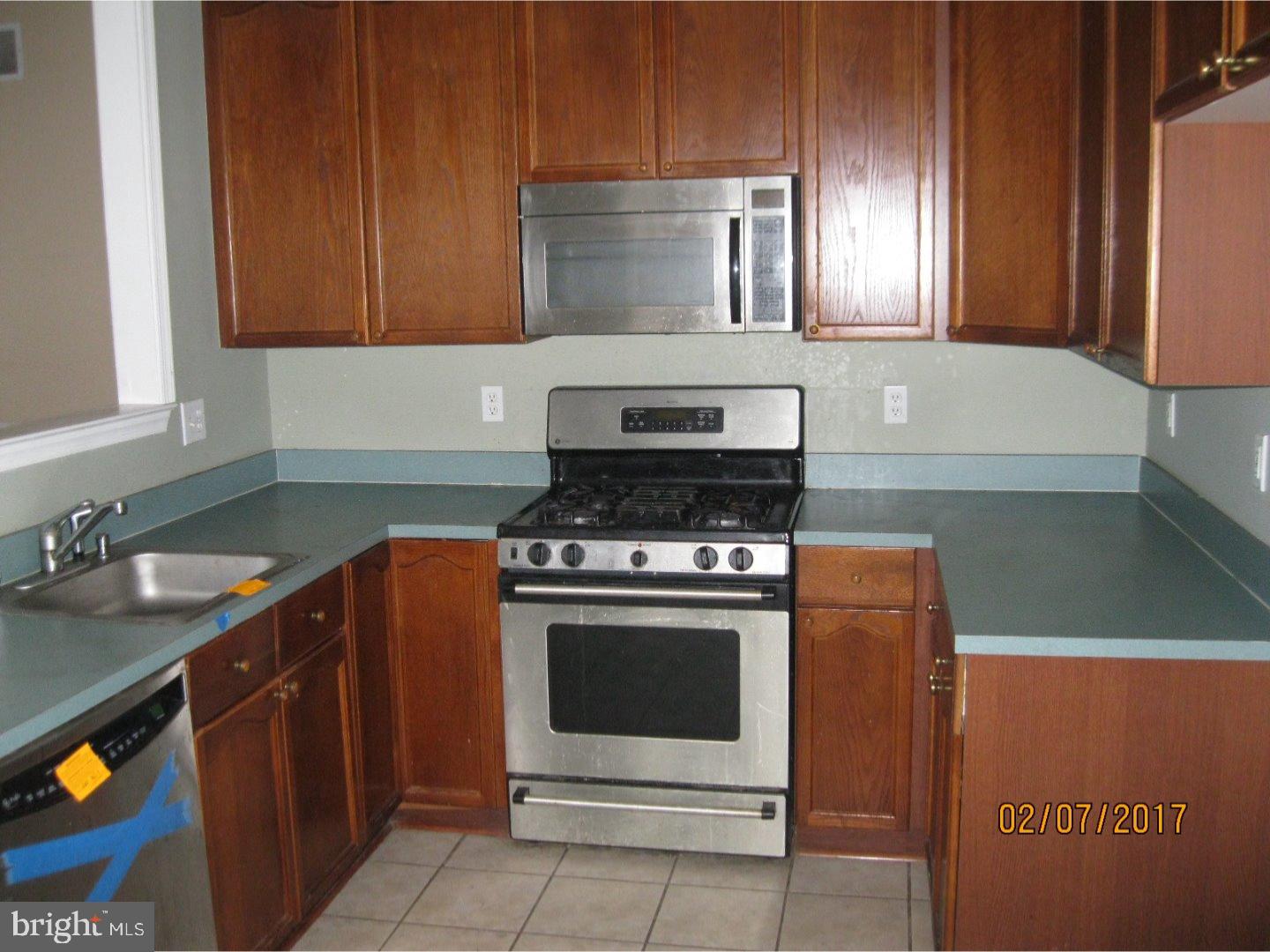 4 Windingbrook Road Bordentown, NJ 08505 - Photo 3 of 14 Gallery Image 3