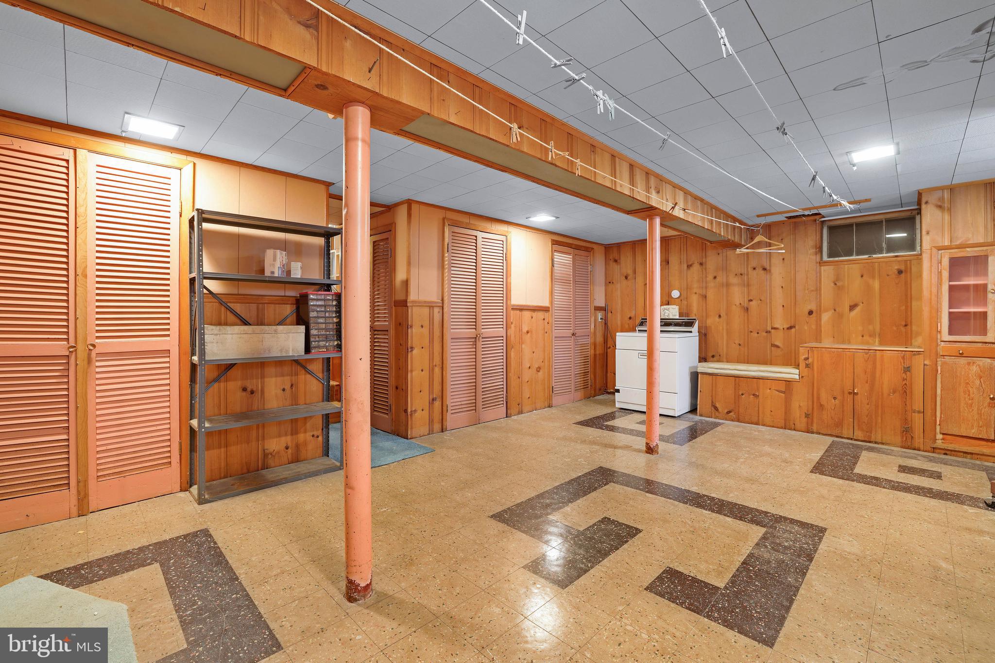 5733 Oakland Road Baltimore, MD 21227 - Photo 27 of 36