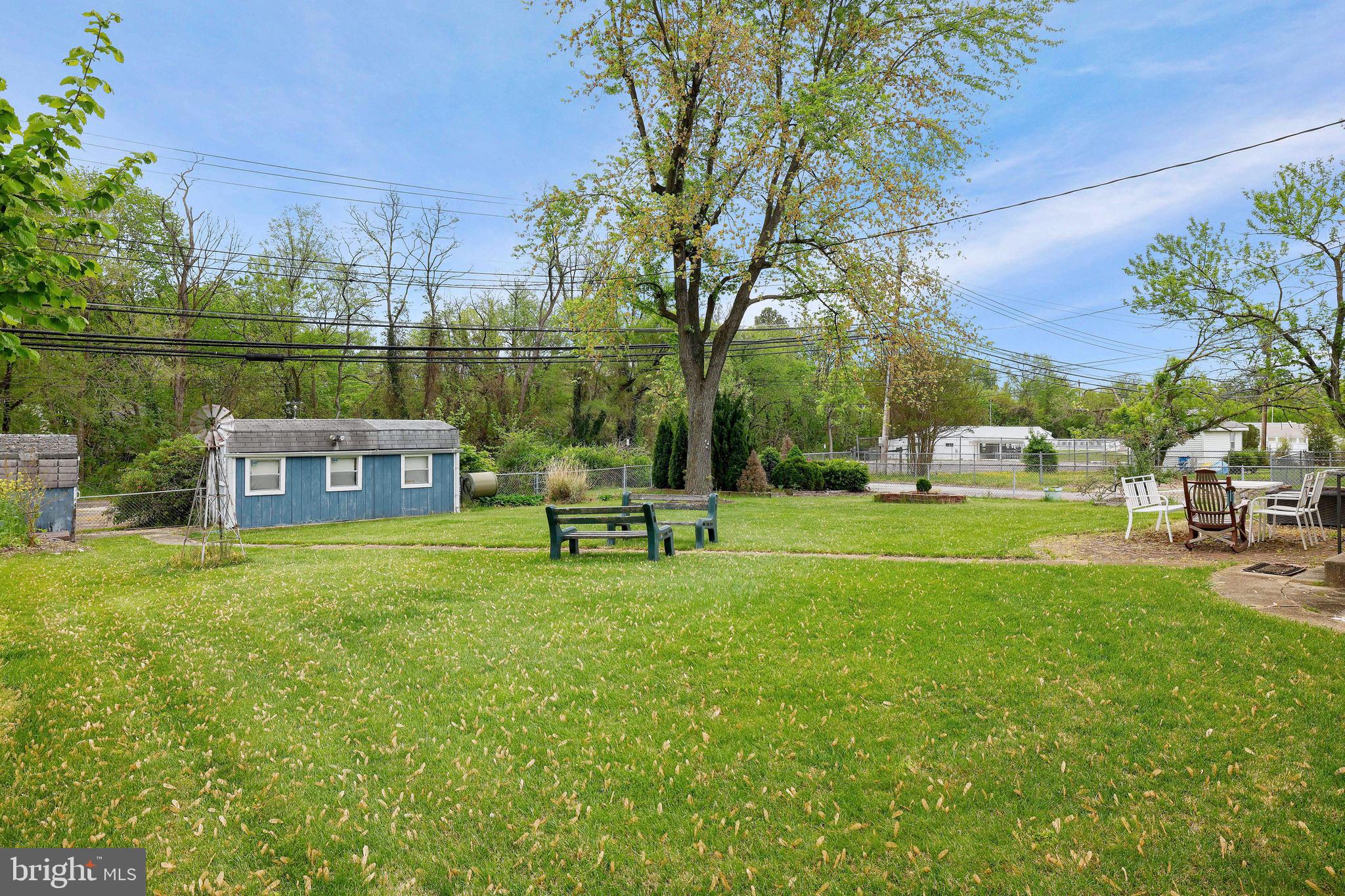 5733 Oakland Road Baltimore, MD 21227 - Photo 34 of 36