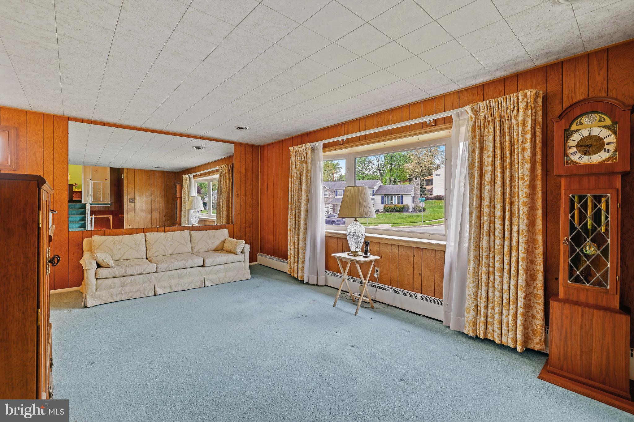 5733 Oakland Road Baltimore, MD 21227 - Photo 7 of 36