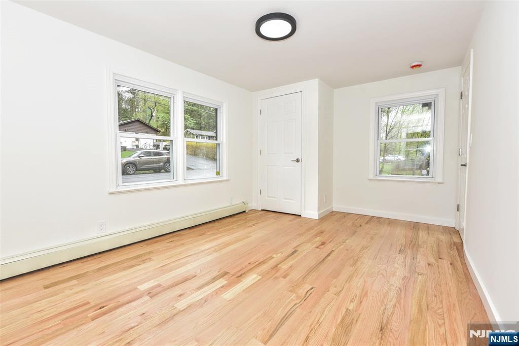 56 Lake Shore Road East Stockholm, NJ 07460 - Photo 17 of 45