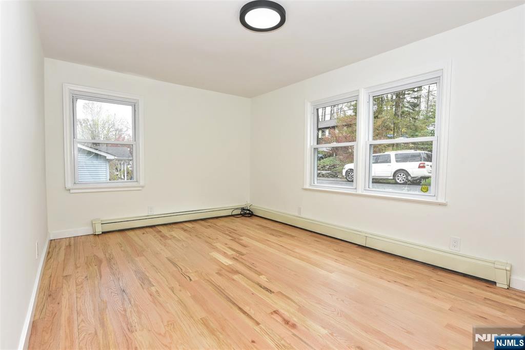 56 Lake Shore Road East Stockholm, NJ 07460 - Photo 18 of 45