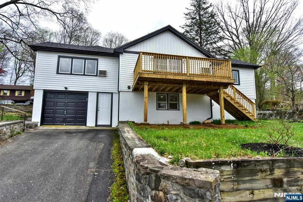 56 Lake Shore Road East Stockholm, NJ 07460 - Photo 30 of 45
