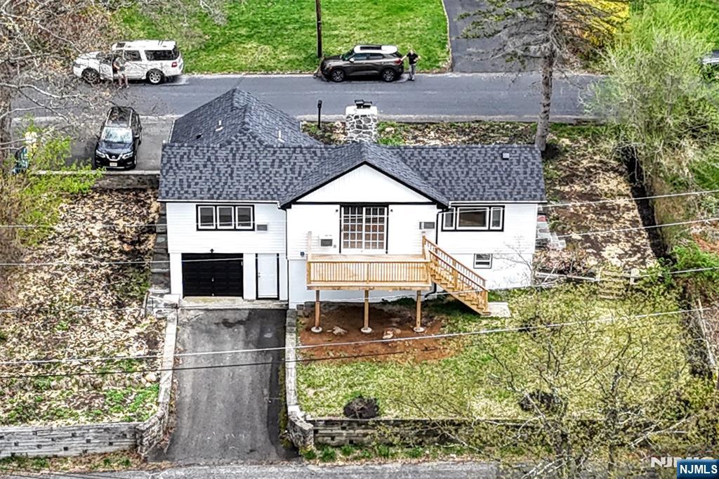 56 Lake Shore Road East Stockholm, NJ 07460 - Photo 39 of 45