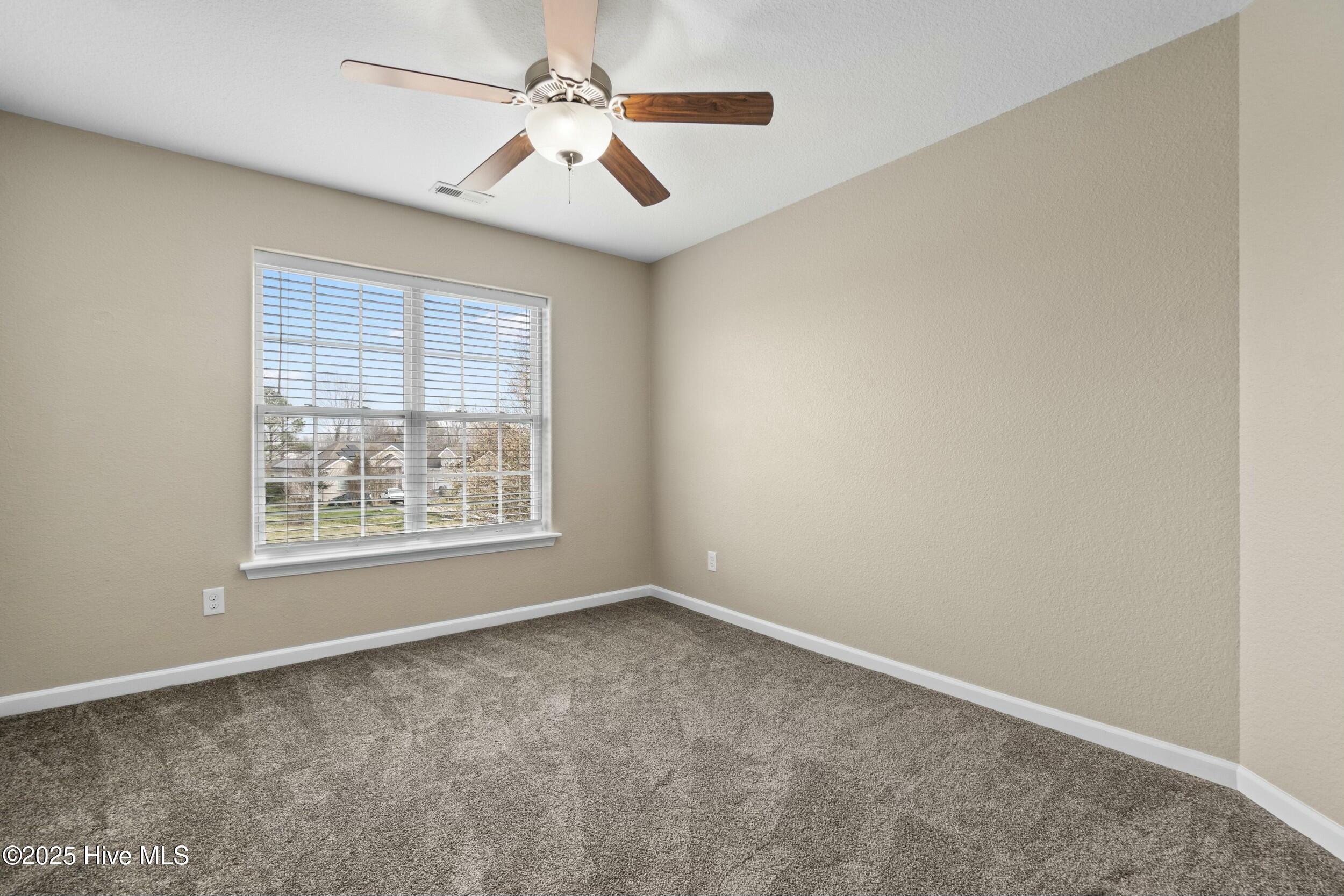 103 Green View Road Moyock, NC 27958 - Photo 20 of 38 Bedroom 3