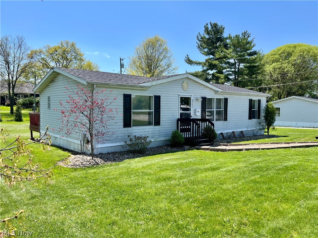 9741 Yoder Road Sterling, OH 44276 - Photo 2 of 18