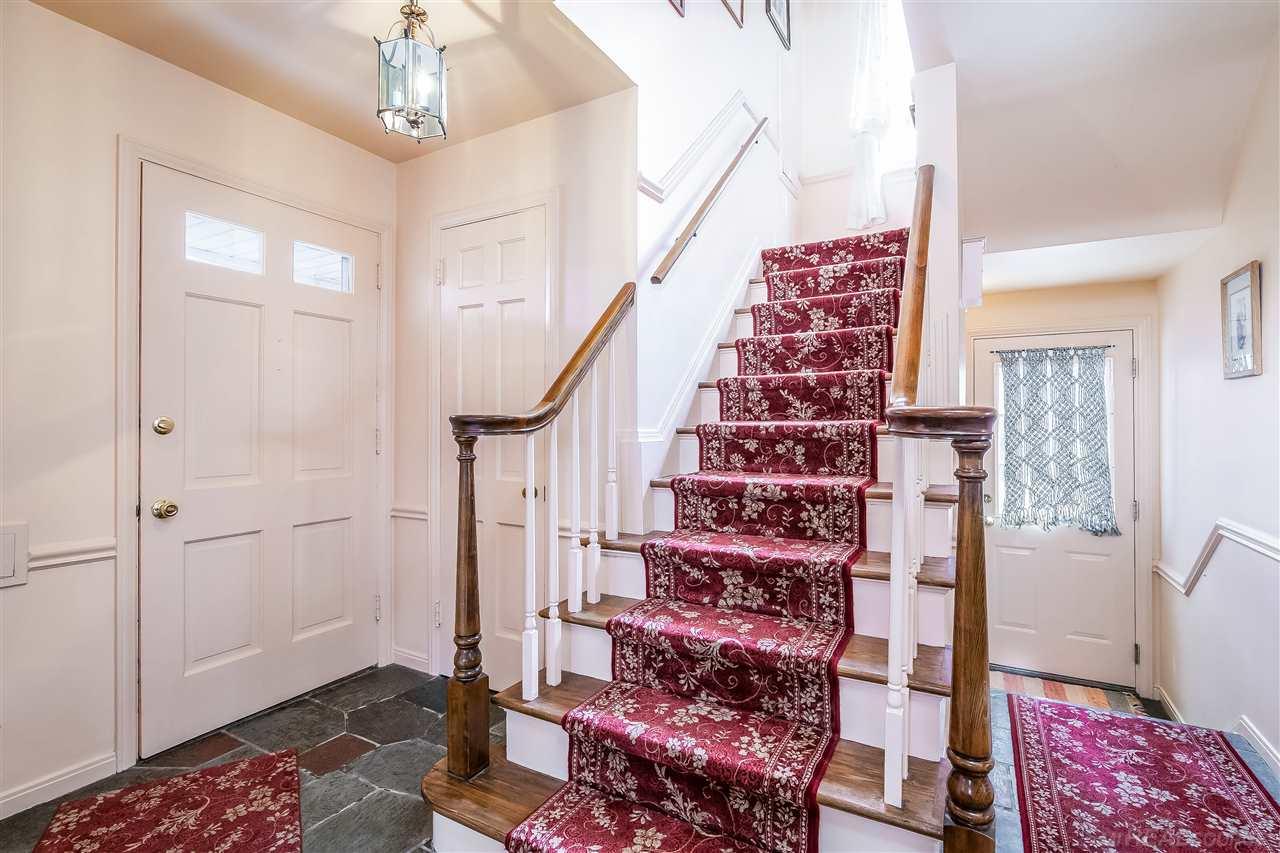 1361 Oxford Road Grosse Pointe, MI 48236 - Photo 5 of 40 31345181-4.JPG