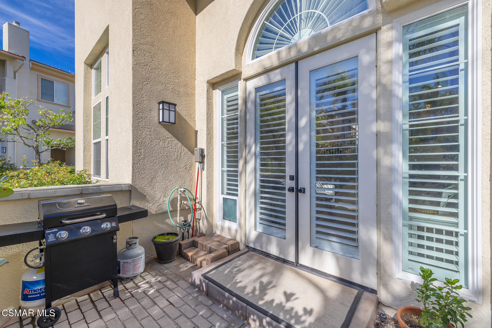 1240 Bayside Lane Oxnard, CA 93035 - Photo 12 of 51 a view of outdoor space