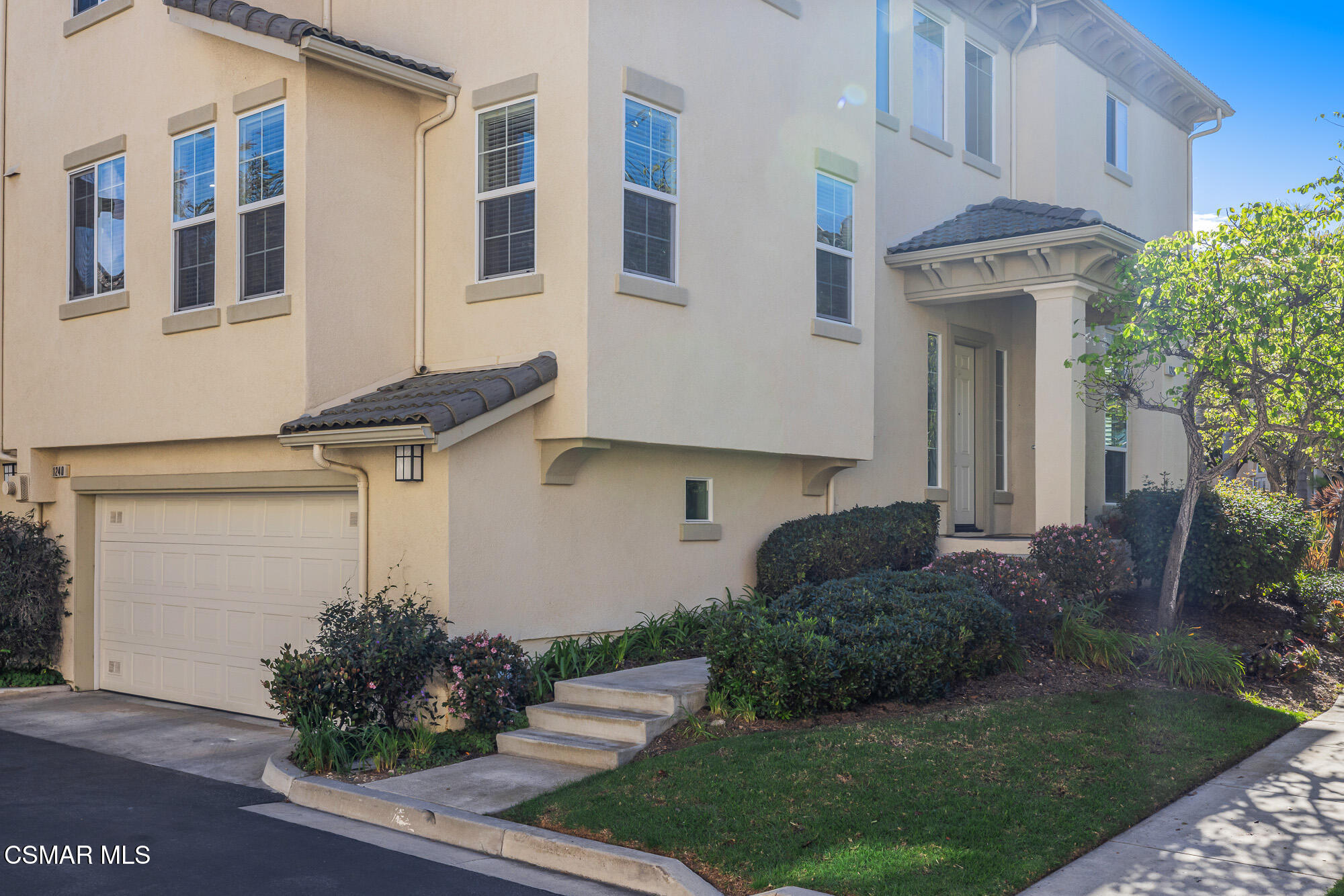 1240 Bayside Lane Oxnard, CA 93035 - Photo 49 of 51 a house view with a garden space