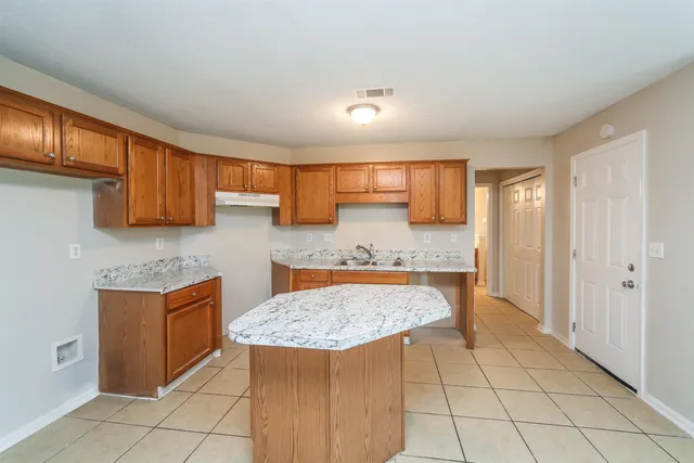 $1,825 | 7766 Brookbury Cove, Memphis, TN 38125