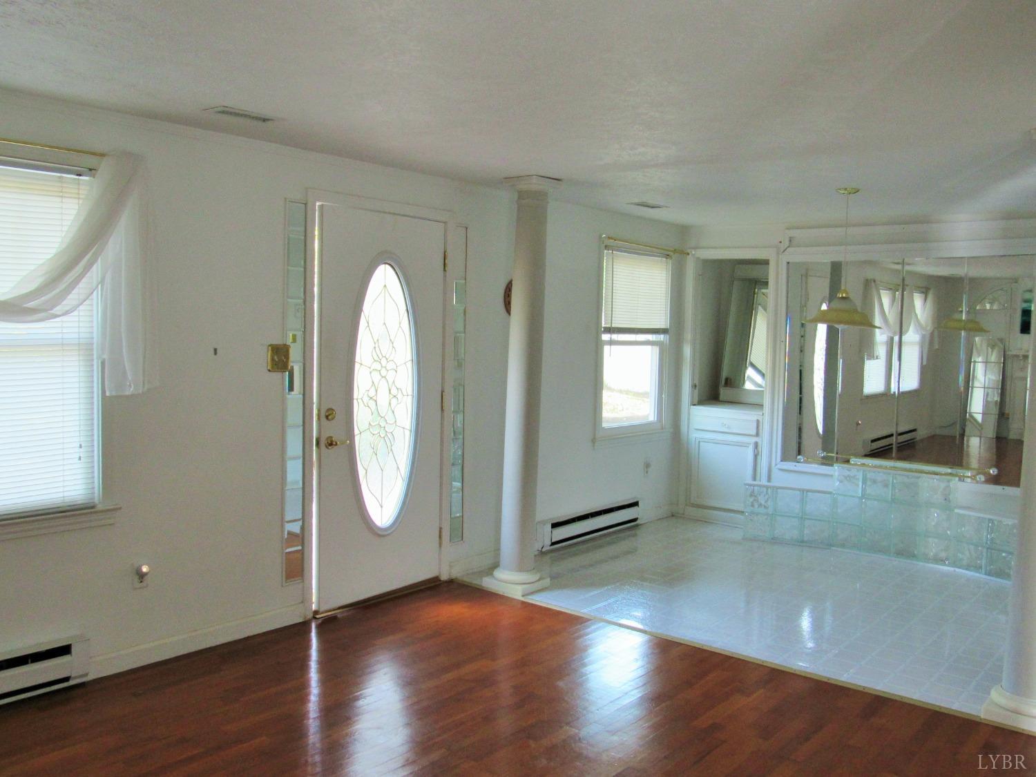 363 Village Road Shipman, VA 22971 - Photo 8 of 20 Gallery Image 8