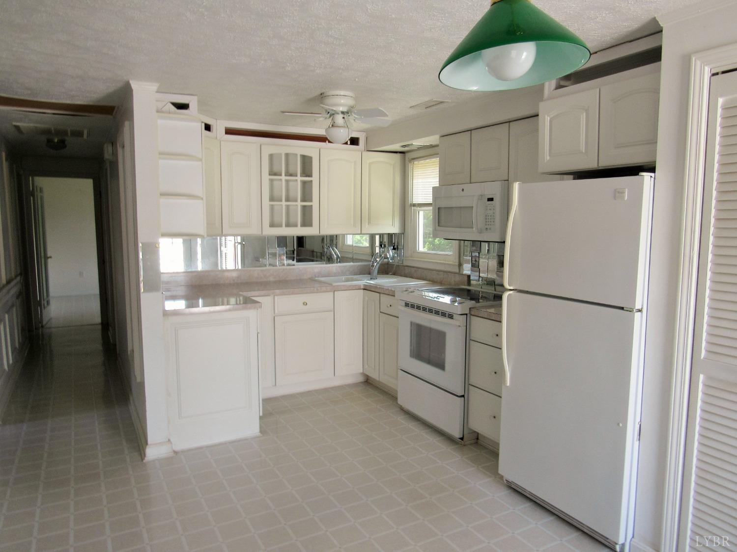 363 Village Road Shipman, VA 22971 - Photo 9 of 20 Gallery Image 9